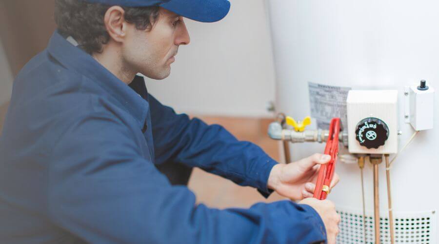 Professional clogged toilet repair in La Plata, PR